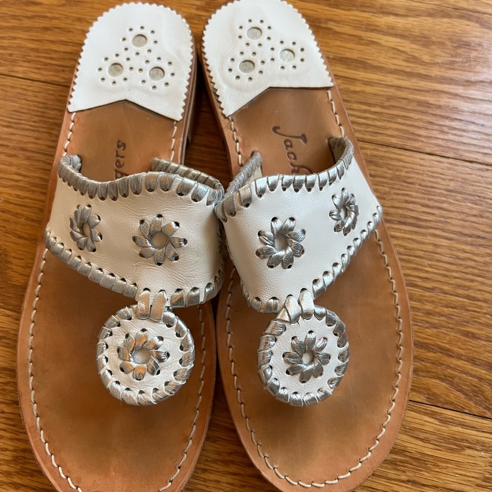 Jack Rogers White/ Silver Flat Jacks  Sandals with Cut-Out Design, VGUC, 7.5